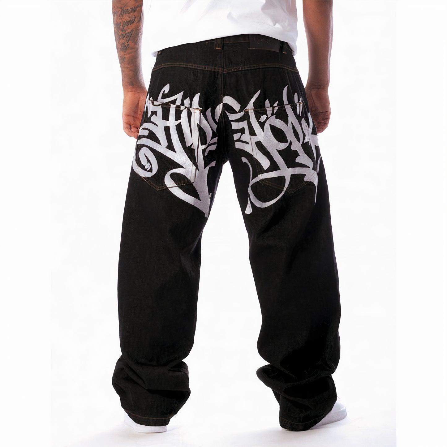 Baggy Embroidered Jeans